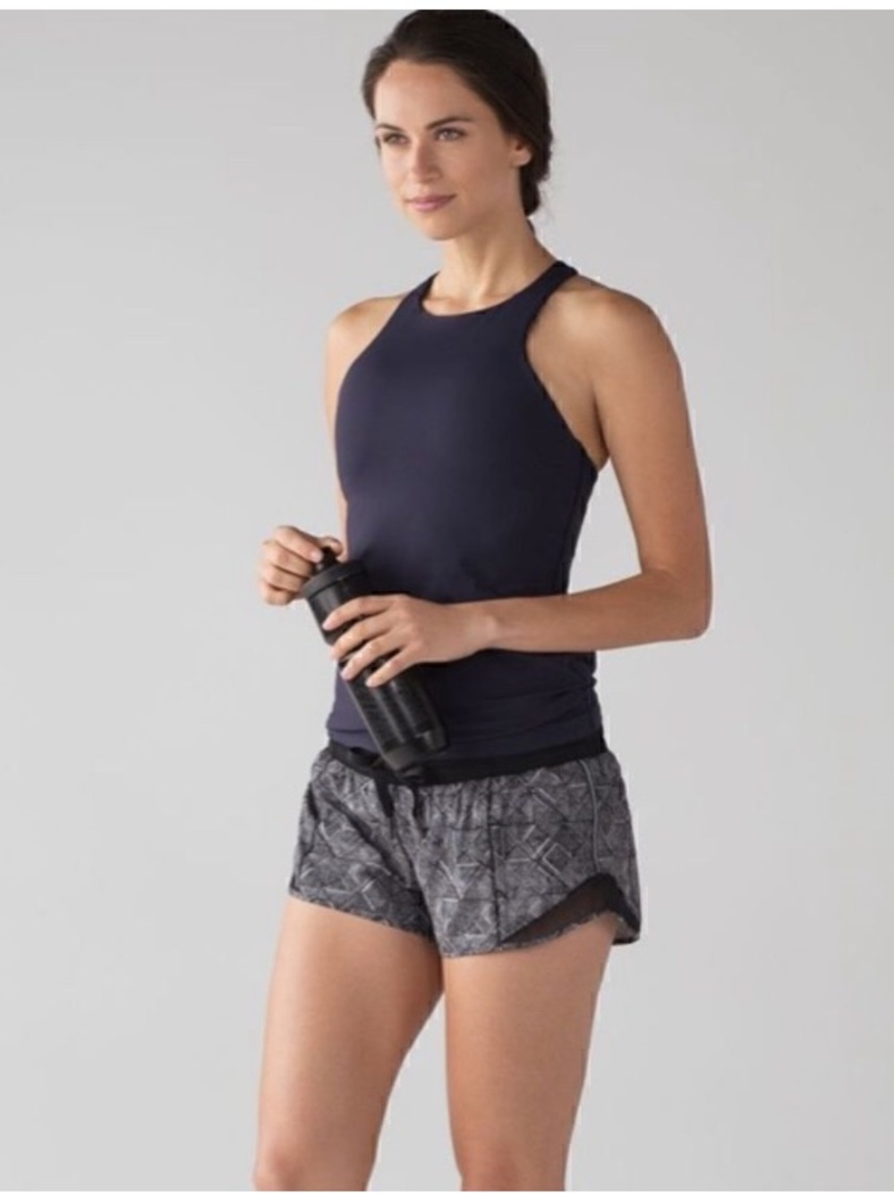 Lululemon Hotty Hot Short (Long 4")
Formation Alpine White Black / Black